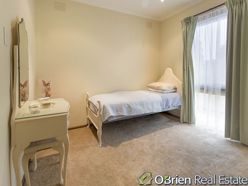 15 Tudor Court, Edithvale VIC 3196