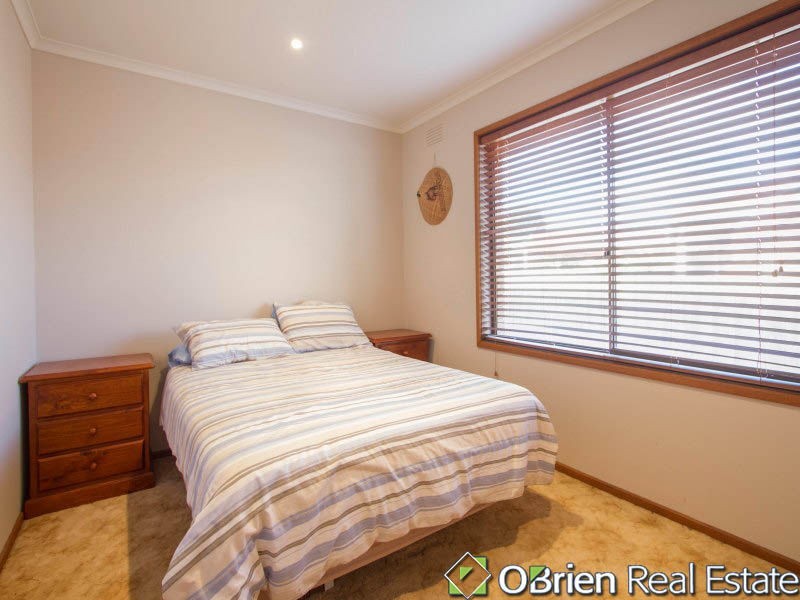 8 Briar Court, Langwarrin VIC 3910