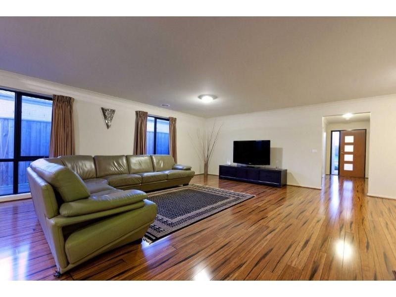 13 Wodalla Place, Lyndhurst VIC 3975