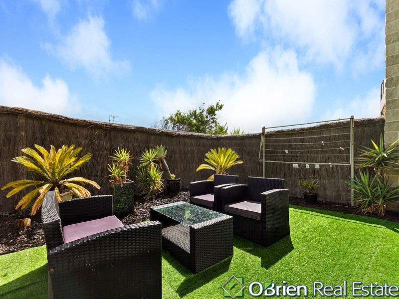 13/2-4 Groves Street, Aspendale VIC 3195