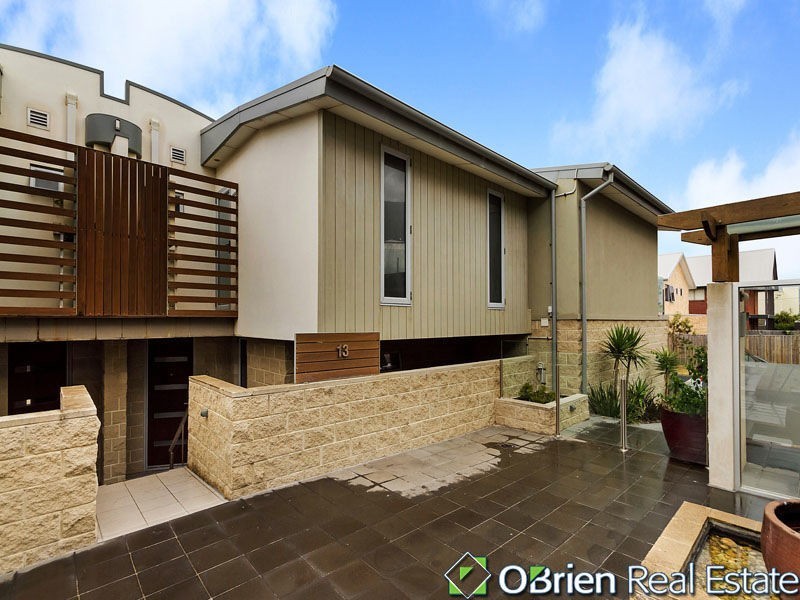 13/2-4 Groves Street, Aspendale VIC 3195