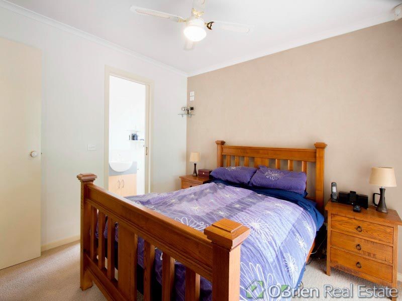 1/22-24 Second Avenue, Chelsea Heights VIC 3196
