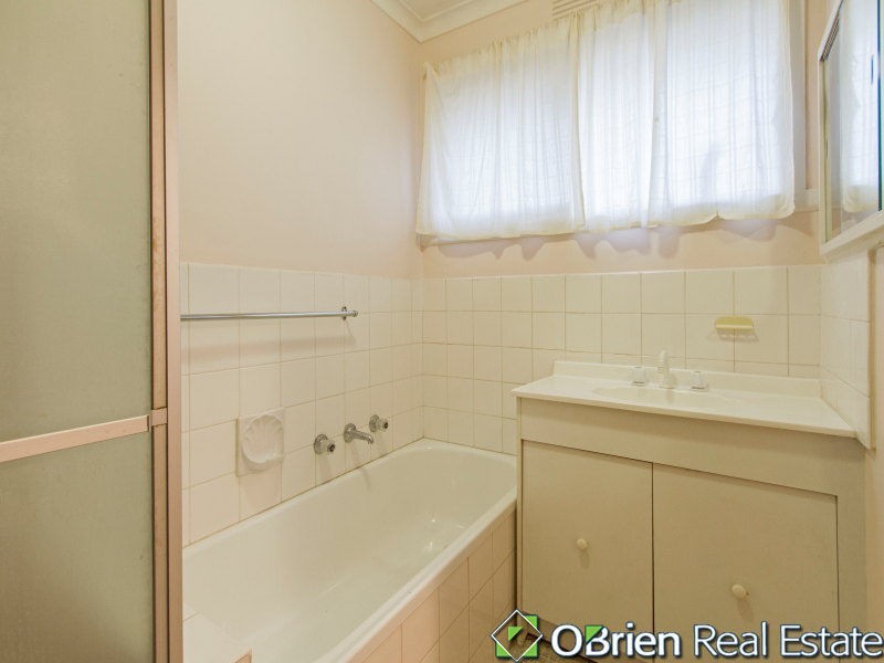 10/9 Golden Avenue, Chelsea VIC 3196