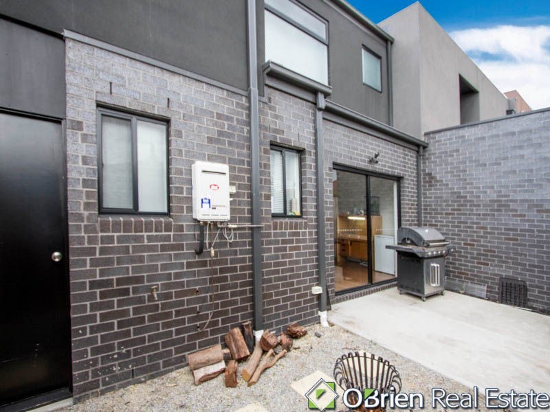 10 Avon Street, Noble Park VIC 3174