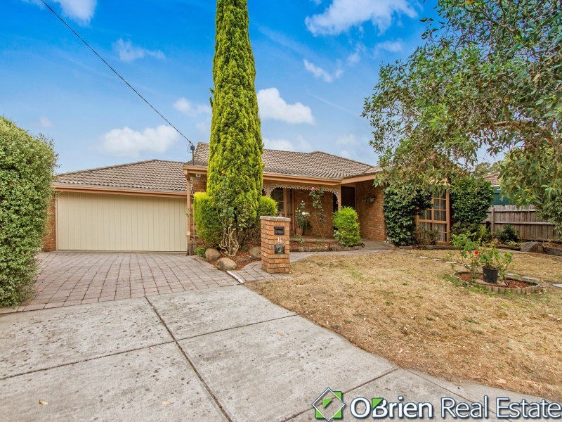 16 Beckenham Place, Langwarrin VIC 3910