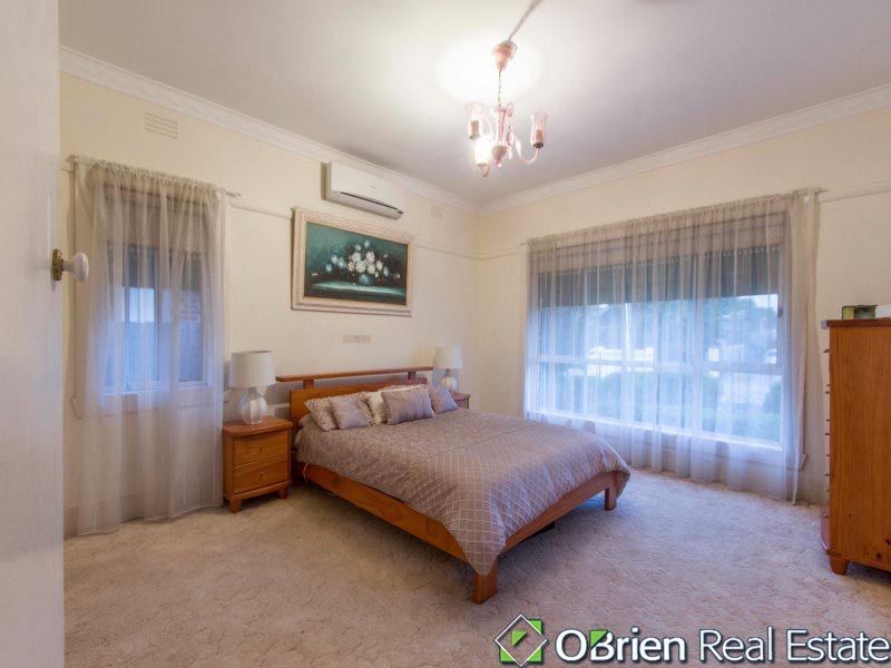 1 Bethell Avenue, Parkdale VIC 3195