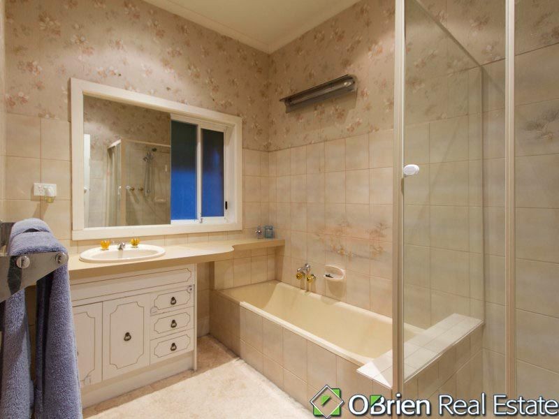 1 Bethell Avenue, Parkdale VIC 3195