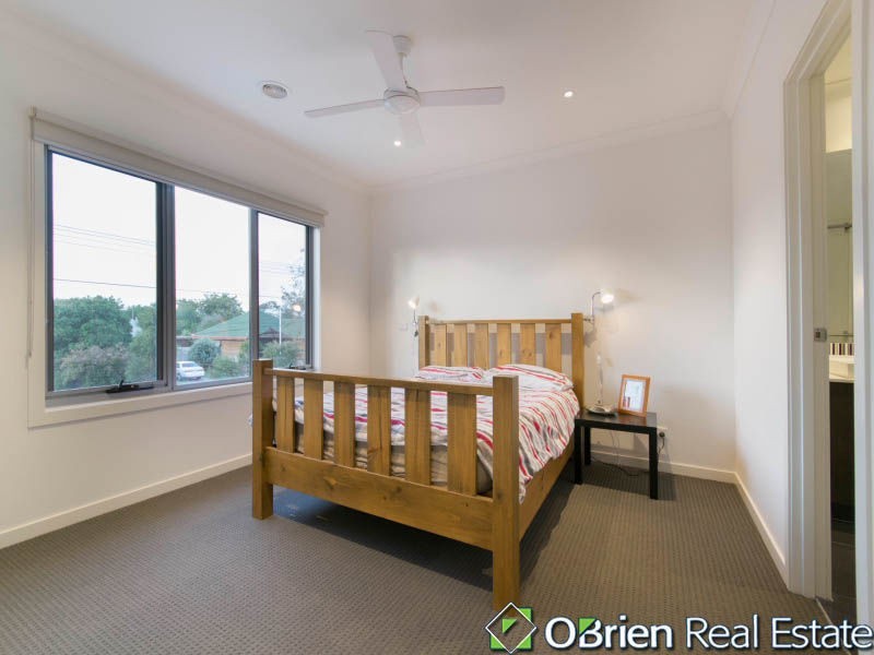 1/74 Broadway, Bonbeach VIC 3196