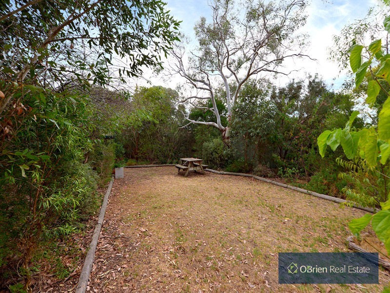 52 Armstrongs Road, Seaford VIC 3198