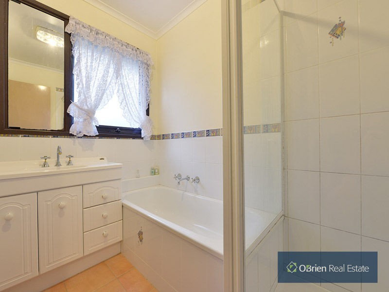 52 Armstrongs Road, Seaford VIC 3198