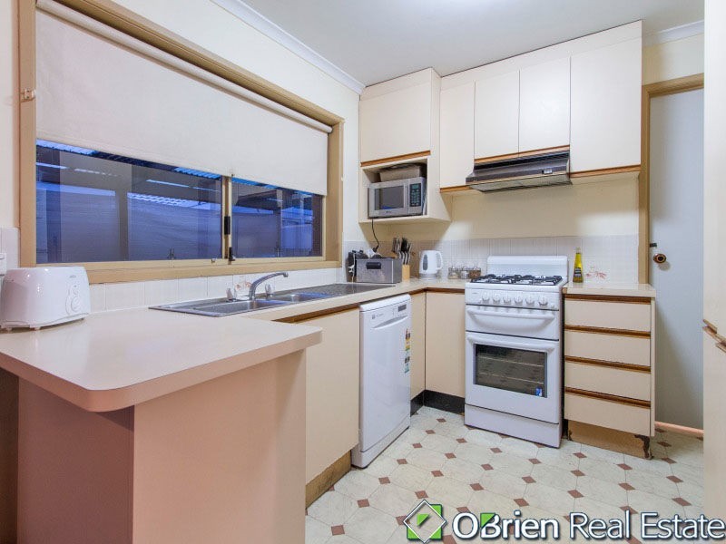 1/17 Darnley Drive, Skye VIC 3977