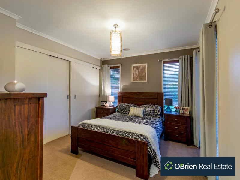 17 Mermaid Court, Patterson Lakes VIC 3197