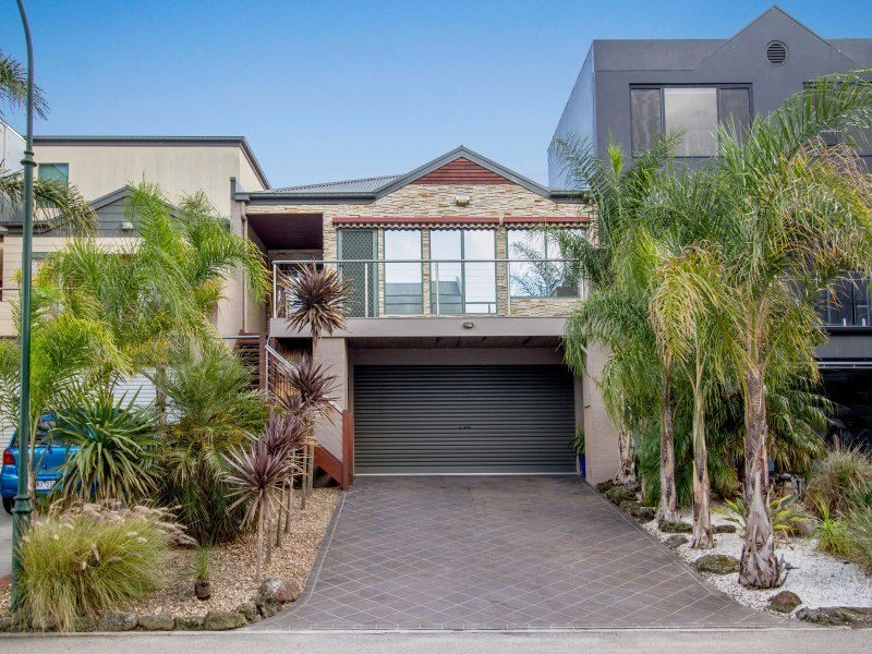 32 North Shore Drive, Patterson Lakes VIC 3197