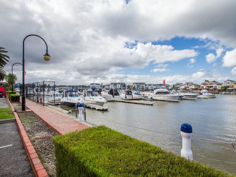 32 North Shore Drive, Patterson Lakes VIC 3197