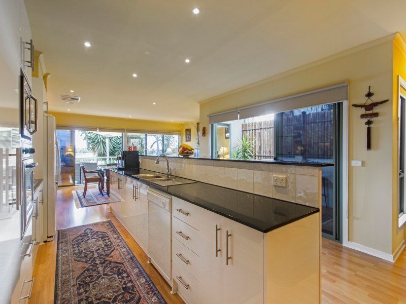 32 North Shore Drive, Patterson Lakes VIC 3197