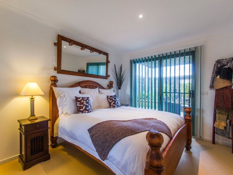 32 North Shore Drive, Patterson Lakes VIC 3197