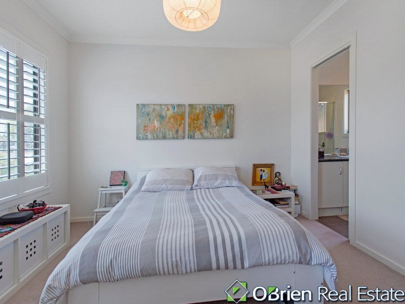 2/4 Tonbridge Street, Carrum VIC 3197