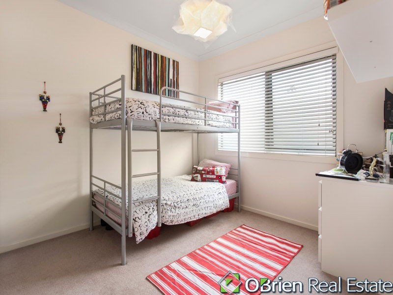 2/4 Tonbridge Street, Carrum VIC 3197