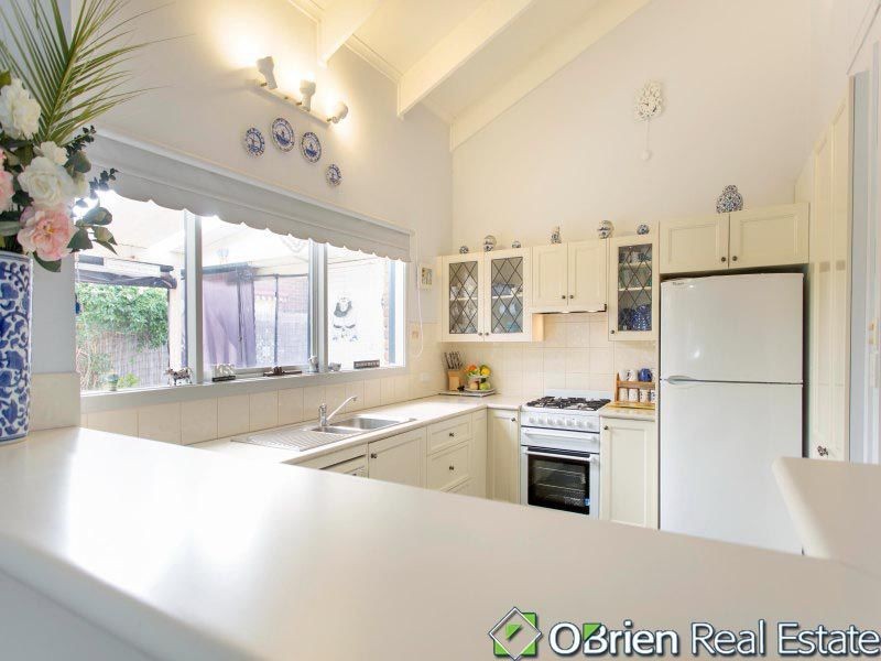 38 Palm Beach Drive, Patterson Lakes VIC 3197