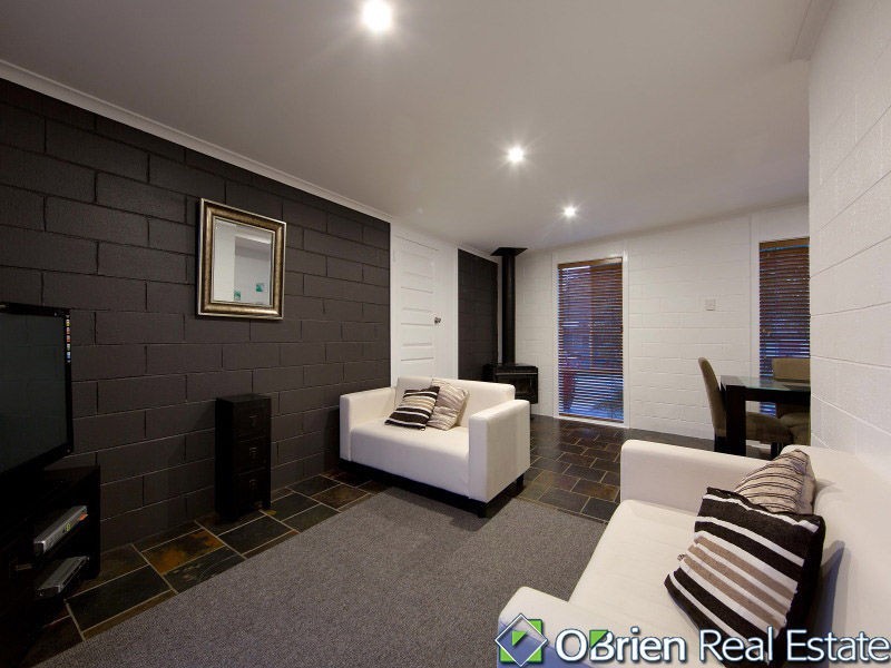 25 Fourth Avenue, Chelsea Heights VIC 3196