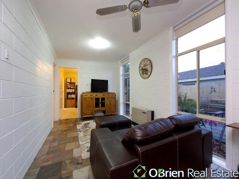 25 Fourth Avenue, Chelsea Heights VIC 3196