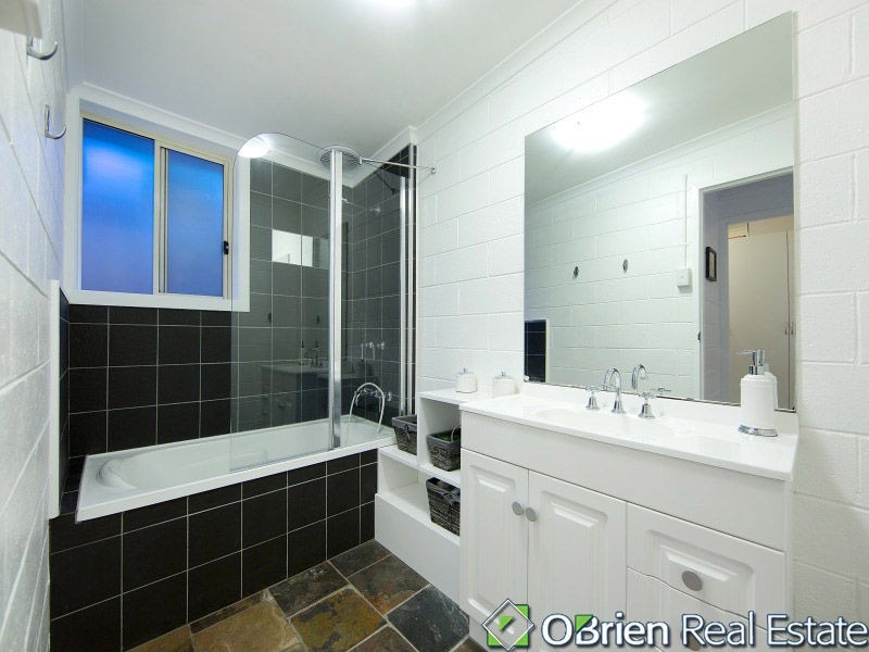 25 Fourth Avenue, Chelsea Heights VIC 3196