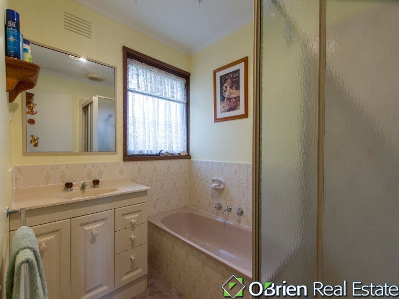 27 Station Crescent, Baxter VIC 3911