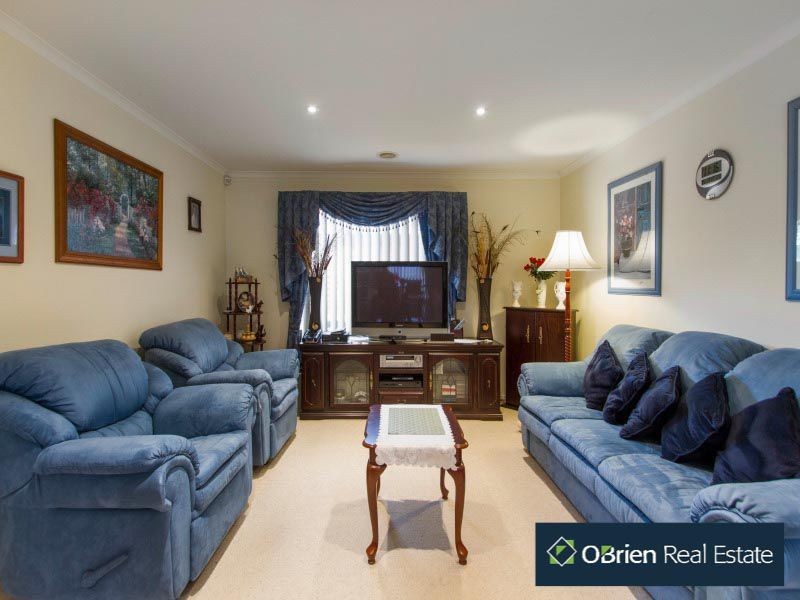 23 Erinka Crescent, Patterson Lakes VIC 3197