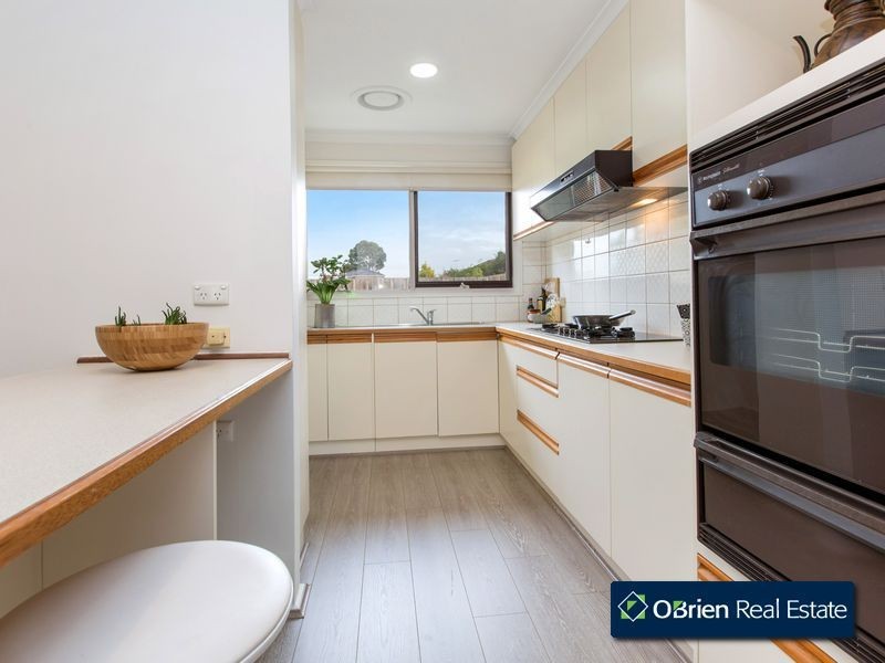 2/30 Farm Road, Cheltenham VIC 3192