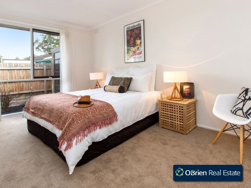 2/30 Farm Road, Cheltenham VIC 3192