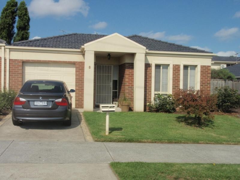 8 Brunnings Road, Carrum Downs VIC 3201