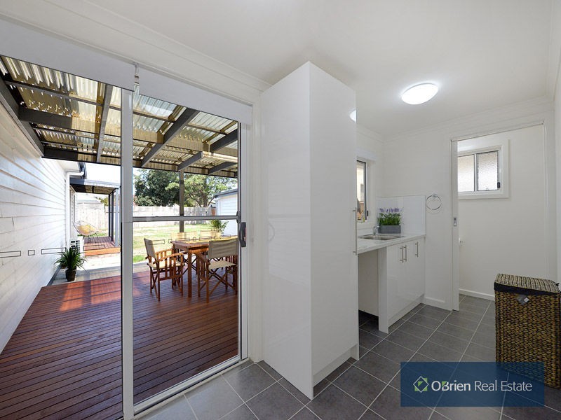 2 Warren Street, Bonbeach VIC 3196