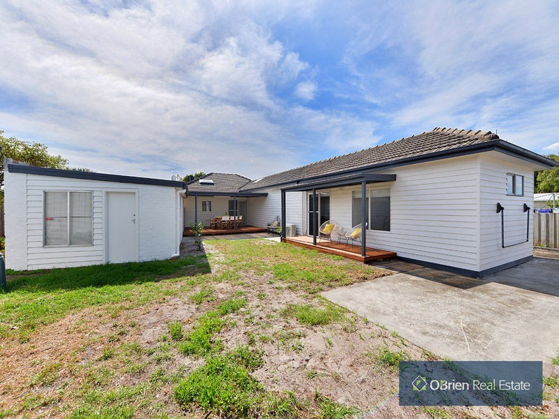 2 Warren Street, Bonbeach VIC 3196