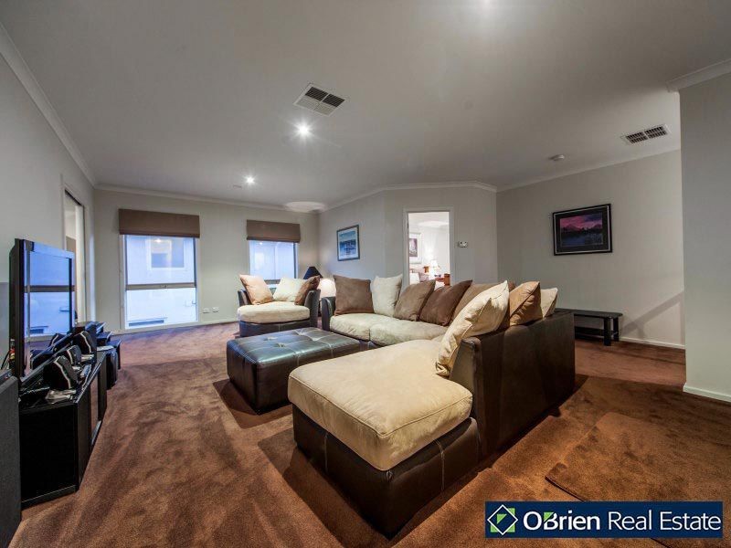 95 Sandhurst Boulevard, Sandhurst VIC 3977