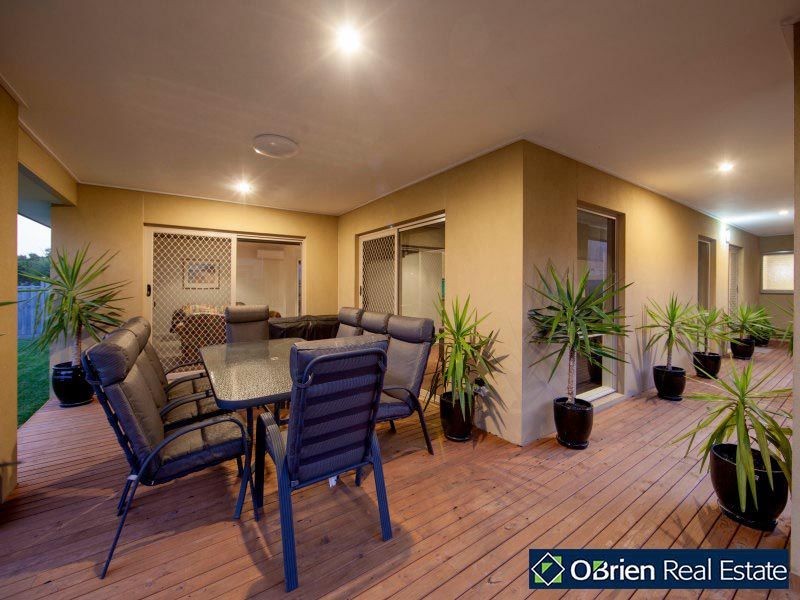 95 Sandhurst Boulevard, Sandhurst VIC 3977