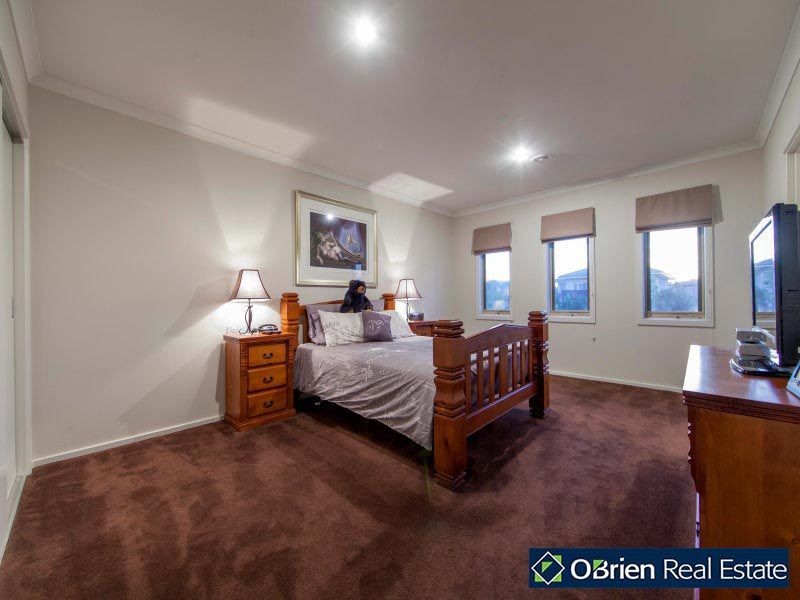 95 Sandhurst Boulevard, Sandhurst VIC 3977