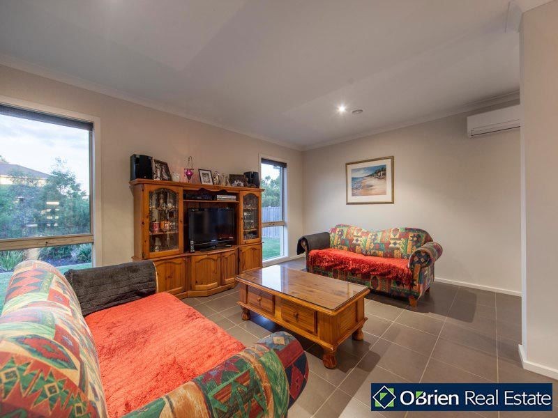 95 Sandhurst Boulevard, Sandhurst VIC 3977