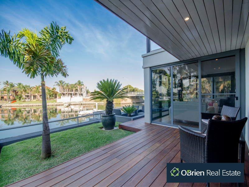 4 Palm Beach Drive, Patterson Lakes VIC 3197