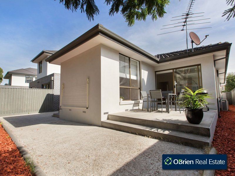 111 Benkel Avenue, Cheltenham VIC 3192