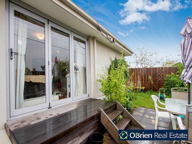 1/48 Embankment Grove, Chelsea VIC 3196