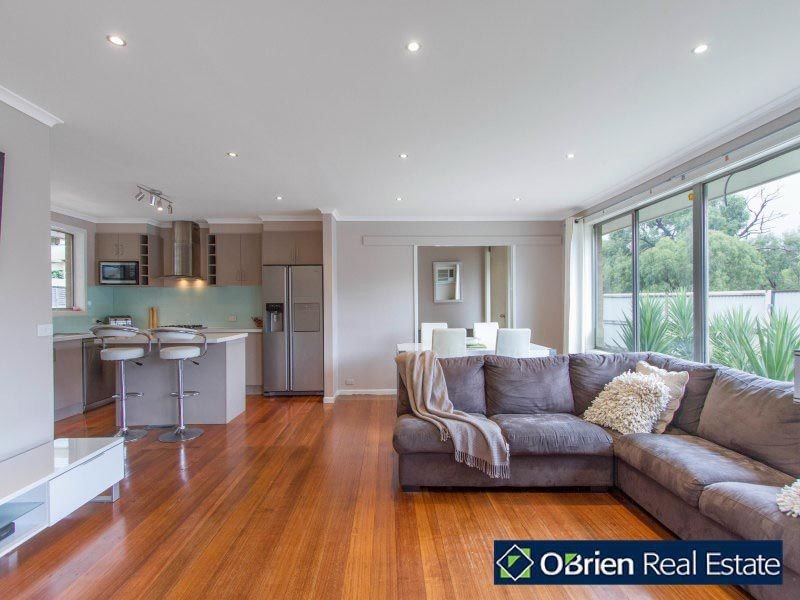 37 Kinsale Street, Seaford VIC 3198