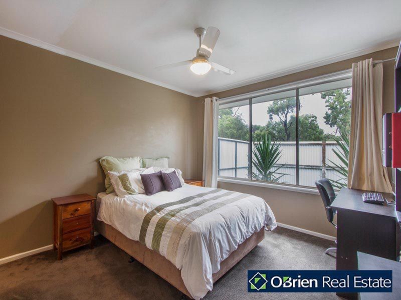 37 Kinsale Street, Seaford VIC 3198