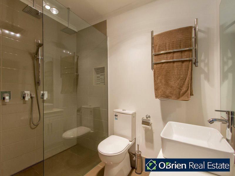 37 Kinsale Street, Seaford VIC 3198