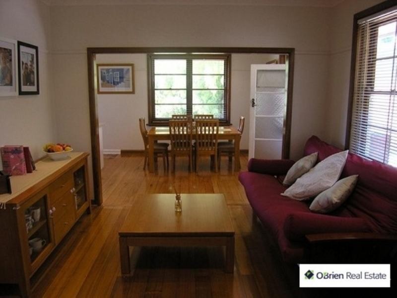 35 Centre Dandenong Road, Cheltenham VIC 3192