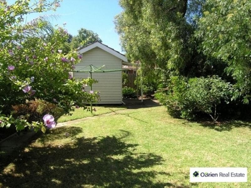 35 Centre Dandenong Road, Cheltenham VIC 3192