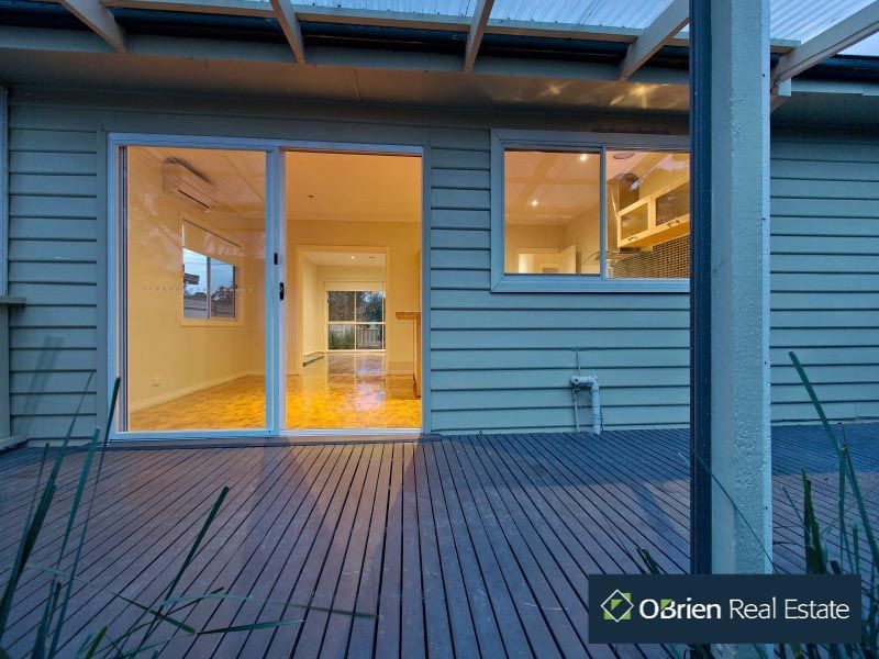 17 Seacrest Avenue, Seaford VIC 3198