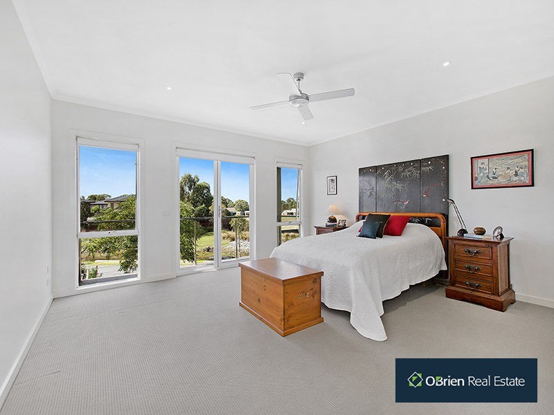 2 Hidden Grove Boulevard, Keysborough VIC 3173