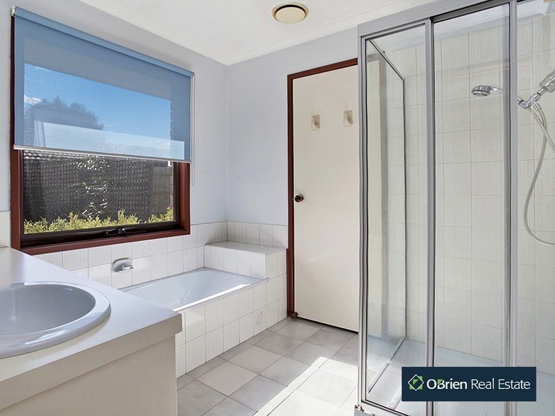 21 Talab Court, Chelsea Heights VIC 3196