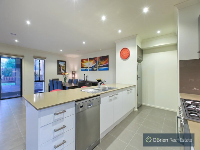 41 Coast Banksia Drive, Bonbeach VIC 3196