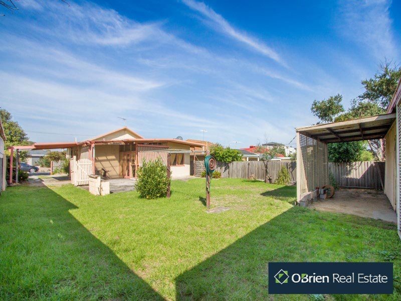 15 Wimborne Avenue, Chelsea VIC 3196